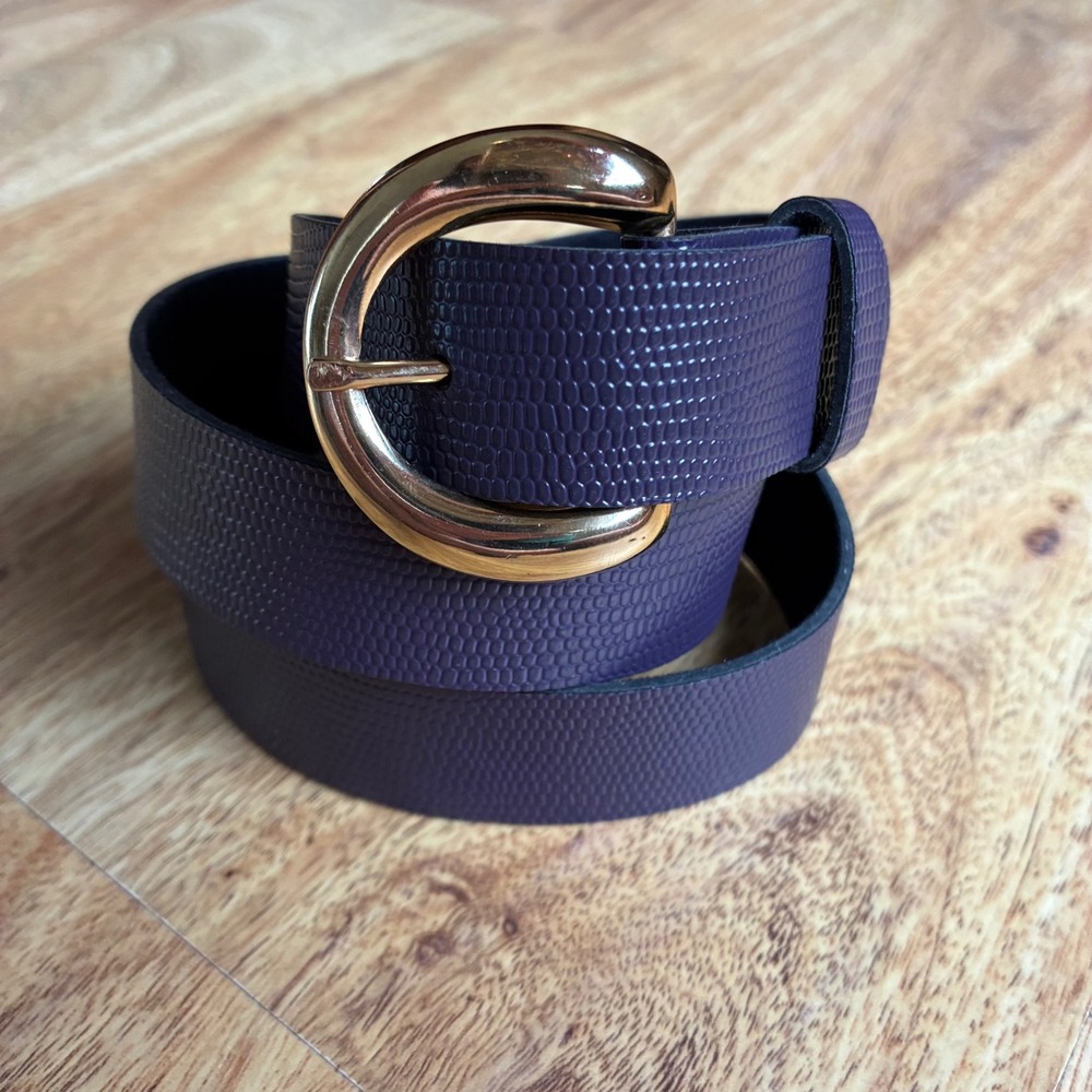 Vintage Purple Lizard Embossed Belt Size 8 Gold Horseshoe Buckle Textured